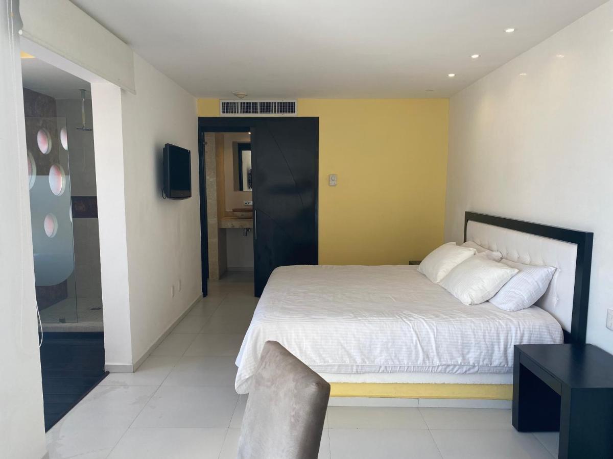 Cache Hostel & Hotel (Adults Only) Playa del Carmen Exterior photo